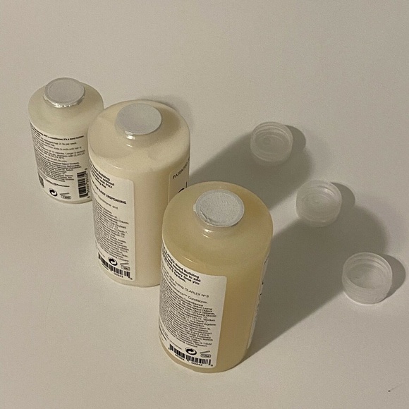 Olaplex Bond Maintenance N4 Shampoo, N5 Conditioner & N3 Perfector Set - Picture 6 of 7